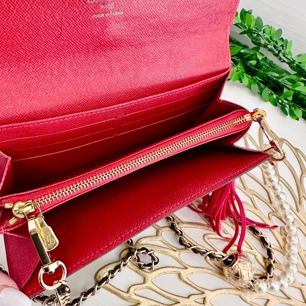 Louis Vuitton Limited Edition Monogram Wallet - Picture 6 of 14
